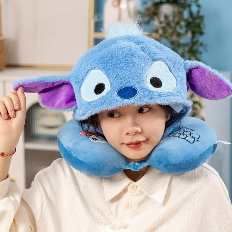 Disney Kawaii Lilo&stitch Alien Sullivan Ursinho Pooh Lot-o-huggin Urso com um chapéu Almofada de proteção de pescoço para escritório em formato de U