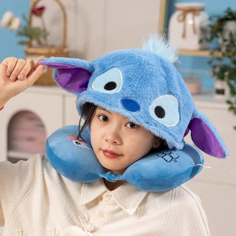 Disney Kawaii Lilo&stitch Alien Sullivan Ursinho Pooh Lot-o-huggin Urso com um chapéu Almofada de proteção de pescoço para escritório em formato de U